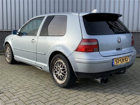 Volkswagen Golf - 1.9 TDI Pacific - 1