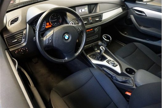 BMW X1 - sDrive18d Business Navigatie - 1