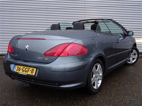 Peugeot 307 CC - 2.0-16V / Zeer Nette auto / dealer onderhouden / Airco / elek ramen / Cruise contro - 1