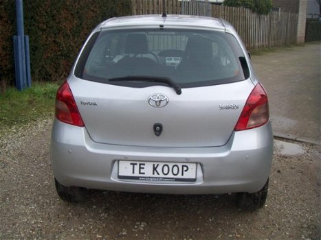 Toyota Yaris - 1.3 VVTi Sol MMT - 1