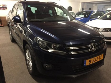 Volkswagen Tiguan - 1.4 TSI Comfort&Design Edition Airco Cruise control - 1