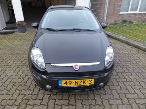 Fiat Punto Evo - 1.4-16V Multiair Dynamic 5drs incl winterwielenset - 1