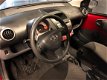 Toyota Aygo - 1.0-12V Access KEURIGE AUTO INRUIL MOGELIJK 5 deur's airco stuurbekrachtiging - 1 - Thumbnail