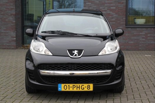 Peugeot 107 - 1.0-12V Millesim 200 - 1