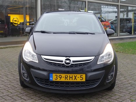 Opel Corsa - 1.2-16V 3Drs Edition OPC-Line Pack Airconditioning Cruisecontrol LM-Velgen - 1