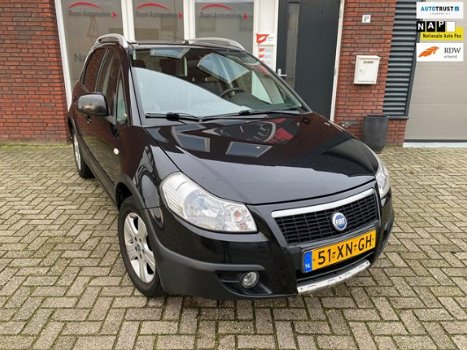 Fiat Sedici - 1.6-16V Experience / Leder / Airco / 4x4 / PDC / NAP / Trekhaak - 1