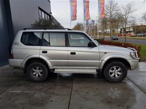 Toyota Land Cruiser - 90 3.4i V6 Youngtimer - 1