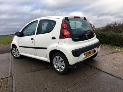 Peugeot 107 - 1.0 Access Accent airco | radio/cd - 1