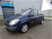 Renault Scénic - 2.0-16V Authentique Comfort / Climate Control / Cruise Control / Navi / Xenon - 1 - Thumbnail