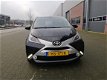 Toyota Aygo - 1.0 VVT-i x-play 2016 - 1e EIGENAAR AIRCO CRUISE BOEKJES NAP - 1 - Thumbnail