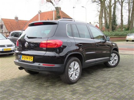 Volkswagen Tiguan - 1.4 TSI SportenStyle - 1