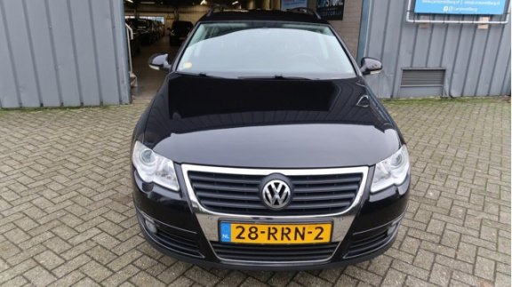 Volkswagen Passat Variant - 1.6 TDI Comfortline BlueMotion NAP - 1