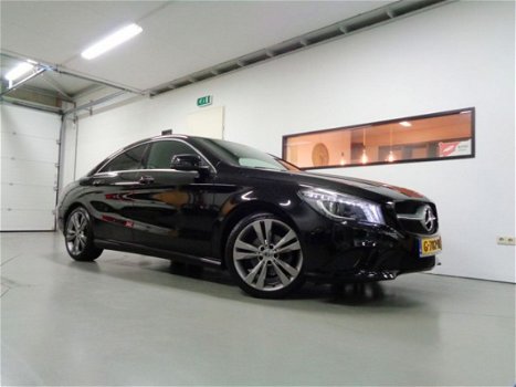 Mercedes-Benz CLA-Klasse - 180 Urban Led/ Bi-Xenon/ Navi/ PDC/ 18'' - 1