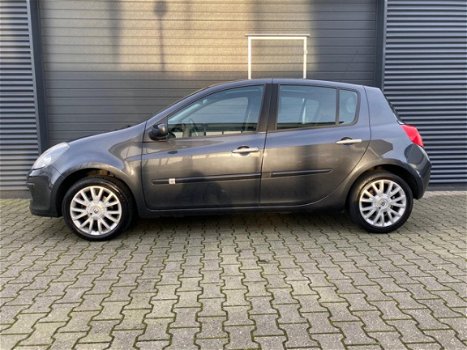 Renault Clio - 1.6-16V Dynamique Luxe - 1