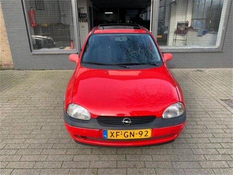 Opel Corsa - 1.2i-16V Strada Nieuwe APK NAP - 1