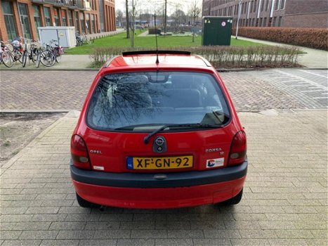Opel Corsa - 1.2i-16V Strada Nieuwe APK NAP - 1