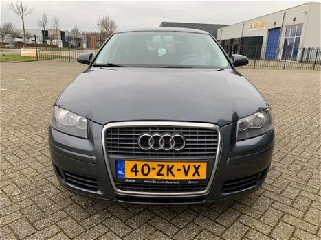 Audi A3 Sportback - 1.9 TDI Attraction Pro Line Business -AUTOMAAT, Met Nieuwe APK, Airco, Trekhaak. - 1