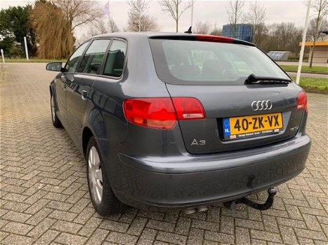 Audi A3 Sportback - 1.9 TDI Attraction Pro Line Business -AUTOMAAT, Met Nieuwe APK, Airco, Trekhaak. - 1