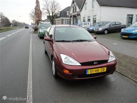 Ford Focus - 1.4-16V Cool Edition - 1