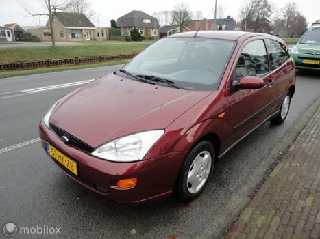 Ford Focus - 1.4-16V Cool Edition - 1