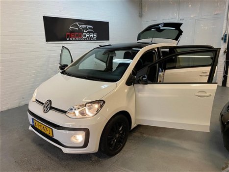 Volkswagen Up! - 1.0 BMT high up NIEUWE APK//5 DEURS//VOLLE UITVOERING - 1