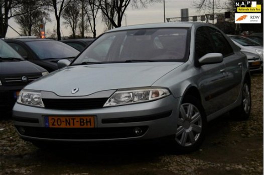 Renault Laguna - 1.8-16V Expression BJ2004/LEER/PDC/NAP/APK - 1