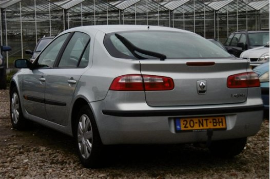 Renault Laguna - 1.8-16V Expression BJ2004/LEER/PDC/NAP/APK - 1