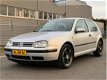 Volkswagen Golf - 1.6 Comfortline - 1 - Thumbnail