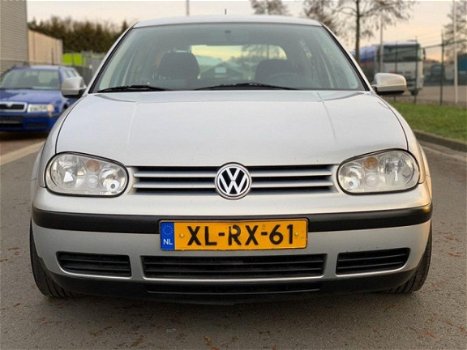 Volkswagen Golf - 1.6 Comfortline - 1