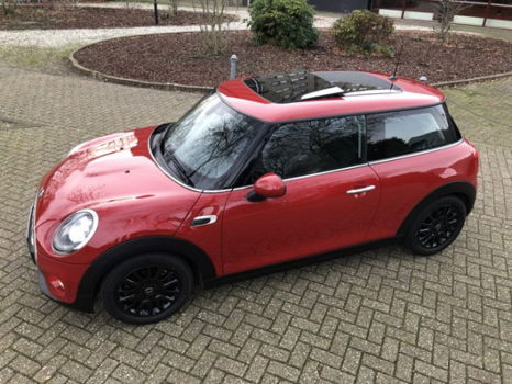 Mini Mini - 1.2 One Pepper 102pk - Panoramadak - Airco ECC - PDC Parkeerhulp - LM Velgen zwart - Mis - 1