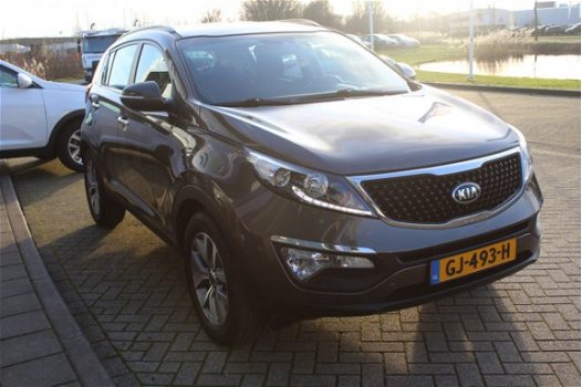 Kia Sportage - 1.6 GDI BusinessLine Navi, Camera, ECC, Cruise controle info: dhr Elbers 0492-588982 - 1