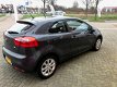 Kia Rio - 1.2 CVVT Comfort Pack Airco 29523 km Leuke Sportieve Rio met 29523 km - 1 - Thumbnail