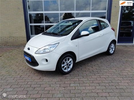 Ford Ka - - 1.2 Champions Edition start/stop Airco Voorruitverwarming Stoelverwarming - 1