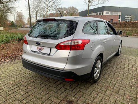 Ford Focus Wagon - 1.6 Comfort 1e Eig. Elektr. ramen, Nwe APK, Airco - 1