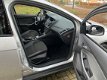 Ford Focus Wagon - 1.6 Comfort 1e Eig. Elektr. ramen, Nwe APK, Airco - 1 - Thumbnail