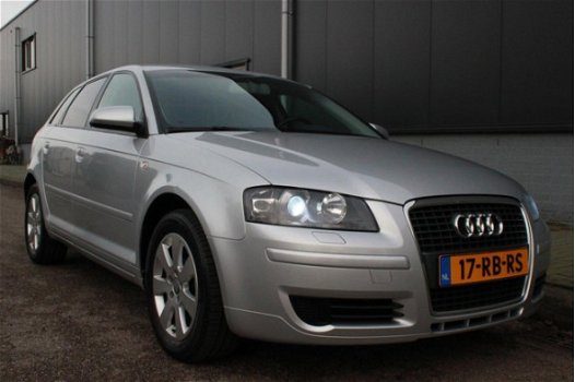 Audi A3 Sportback - 2.0 TDI Ambiente LEDER / DSG / PDC / XENON - 1