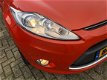 Ford Fiesta - 1.6 TDCi ECOnetic Lease Titanium PDC, Stoelverw, Cruise, Airco - 1 - Thumbnail