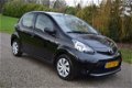 Toyota Aygo - 1.0 VVT-i Comfort Zwart Airco 5 Deurs Facelift model - 1 - Thumbnail