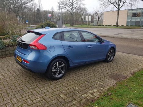 Volvo V40 - T2 2.0 122PK BUSINESS PACK, NAVI, CRUISE CONT - 1