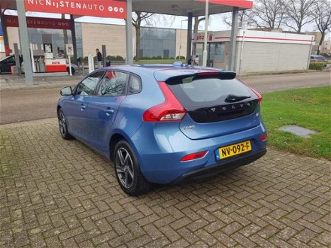 Volvo V40 - T2 2.0 122PK BUSINESS PACK, NAVI, CRUISE CONT - 1