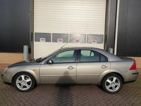 Ford Mondeo - 1.8-16V Collection APK tot 28-08-2020/Inruil koopje - 1