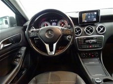 Mercedes-Benz A-klasse - 180 CDI AUTOMAAT Ambition XENON I NAVI PDC V+A