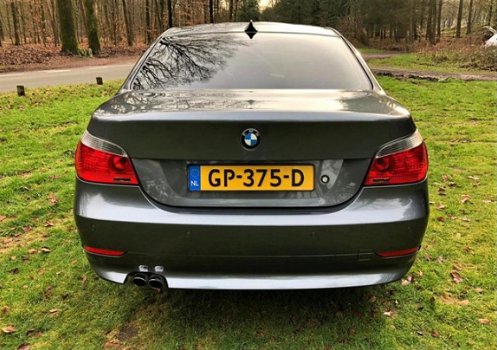 BMW 5-serie - 525d Corporate Automaat. LEDER. 19 INCH. BJ'2006 - 1