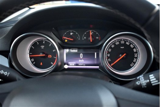Opel Astra - 1.4 Turbo 150pk Innovation / Navi / Camera - 1