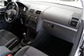 Volkswagen Touran - 1.4 TSI 140 PK, Style uitvoering, 2011, Navigatie, Climatronic, parkeersensoren - 1 - Thumbnail