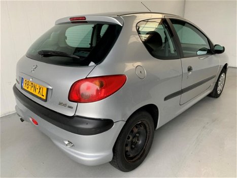 Peugeot 206 - 1.4 HDI Pop' Art APK 22-04 - 1