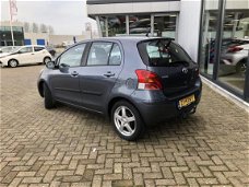 Toyota Yaris - 1.3 VVTi Aspiration Dealer onderhouden