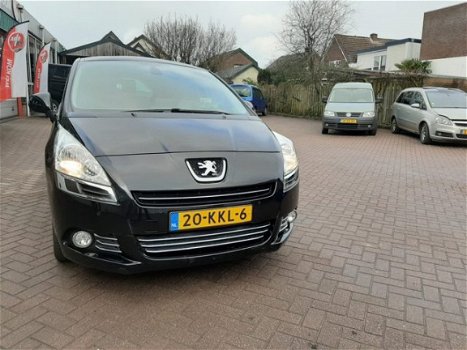 Peugeot 5008 - PREMIÈRE 1.6 THP 7Pers./panoramadak - 1