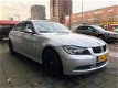 BMW 3-serie - 330d Business Line 2006 6-Bak Leder Navi Climatronic - 1 - Thumbnail