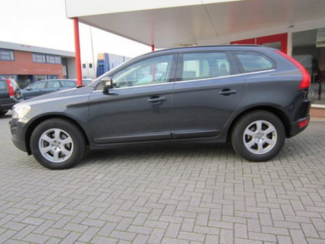 Volvo XC60 - 2.4D aut. AWD Momentum - 1